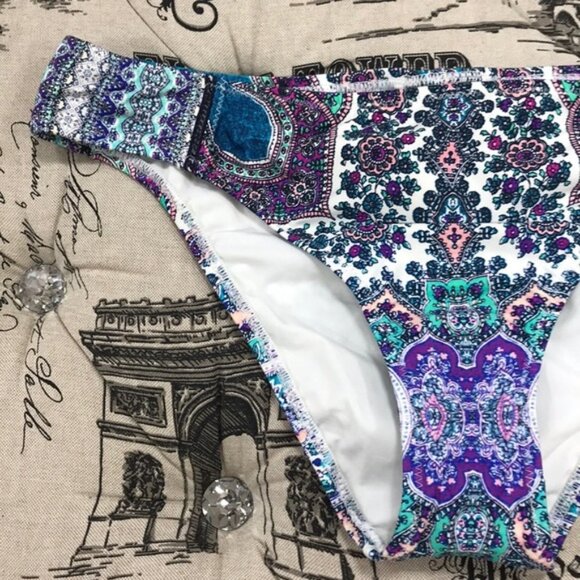 Nanette Lepore 'Paros Paisley Siren' Bikini Bottoms - Picture 5 of 9